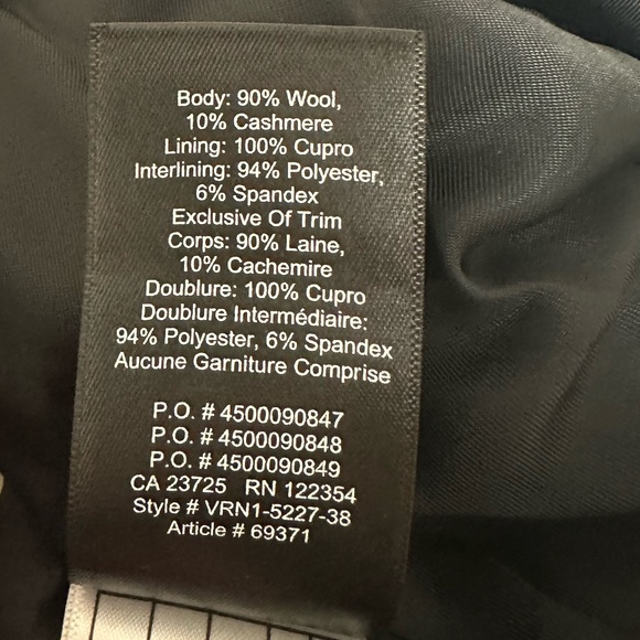 Aritzia Babaton Pea Wool Coat Black - Picture 7 of 7